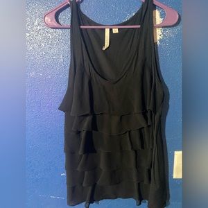 Black Xl ruffled top